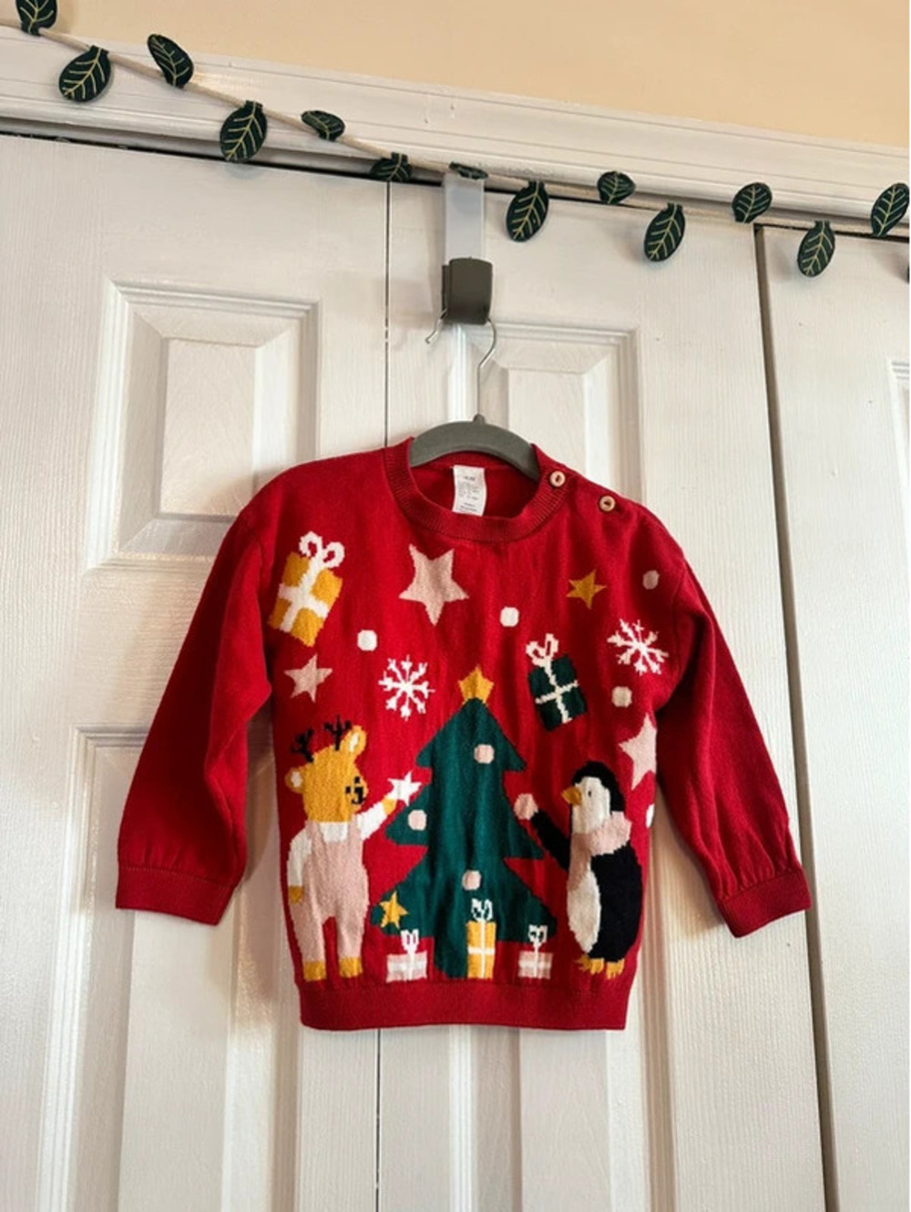 H&M Christmas sweater, size 12-18 months